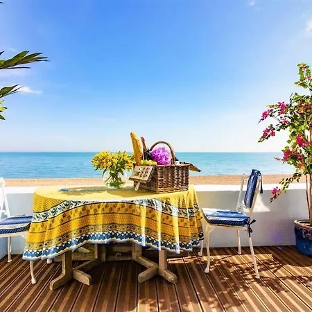 Luxury Beach Property- Neptune'S Nest Sandgate Exterior photo